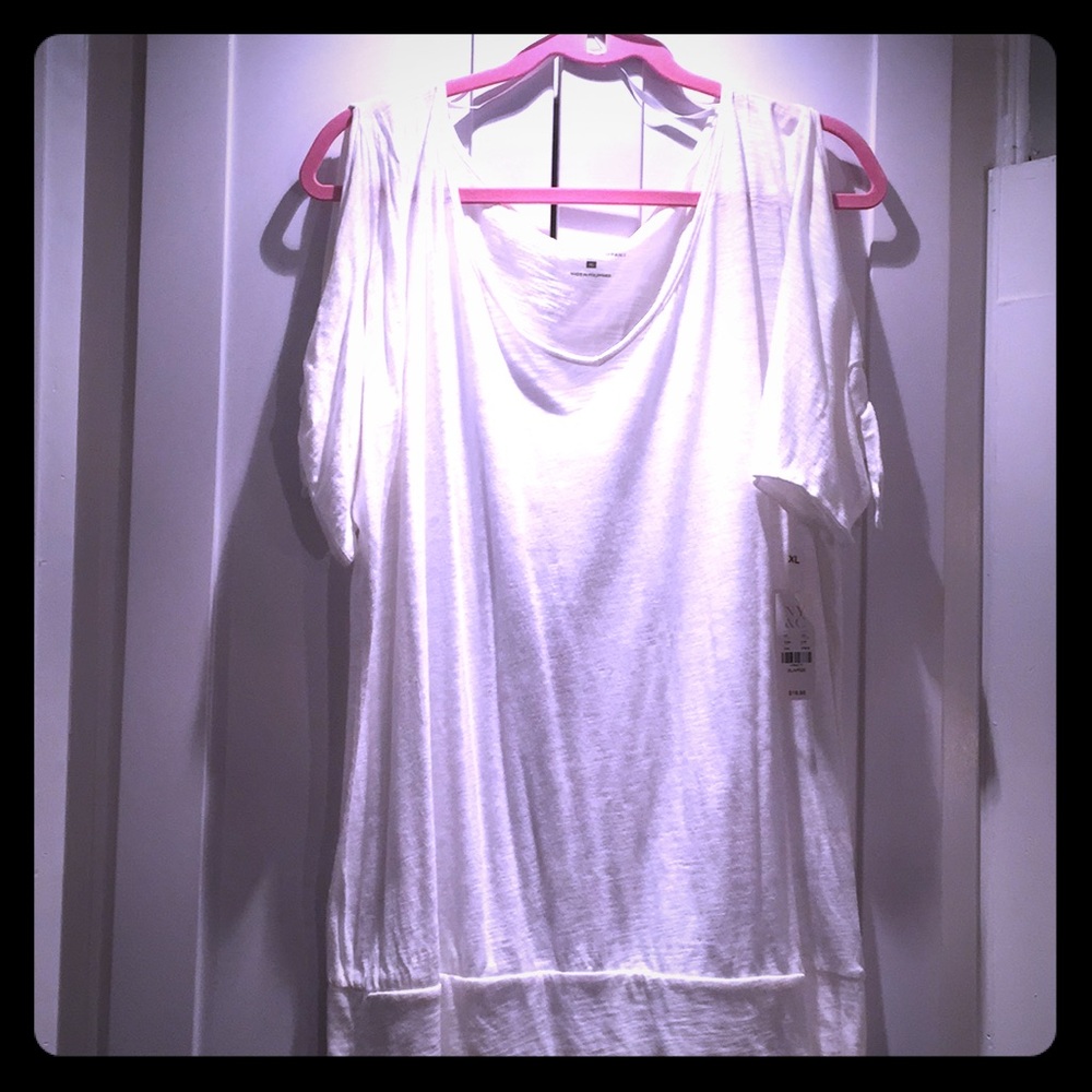 NY & C cold shoulder knotted sleeve